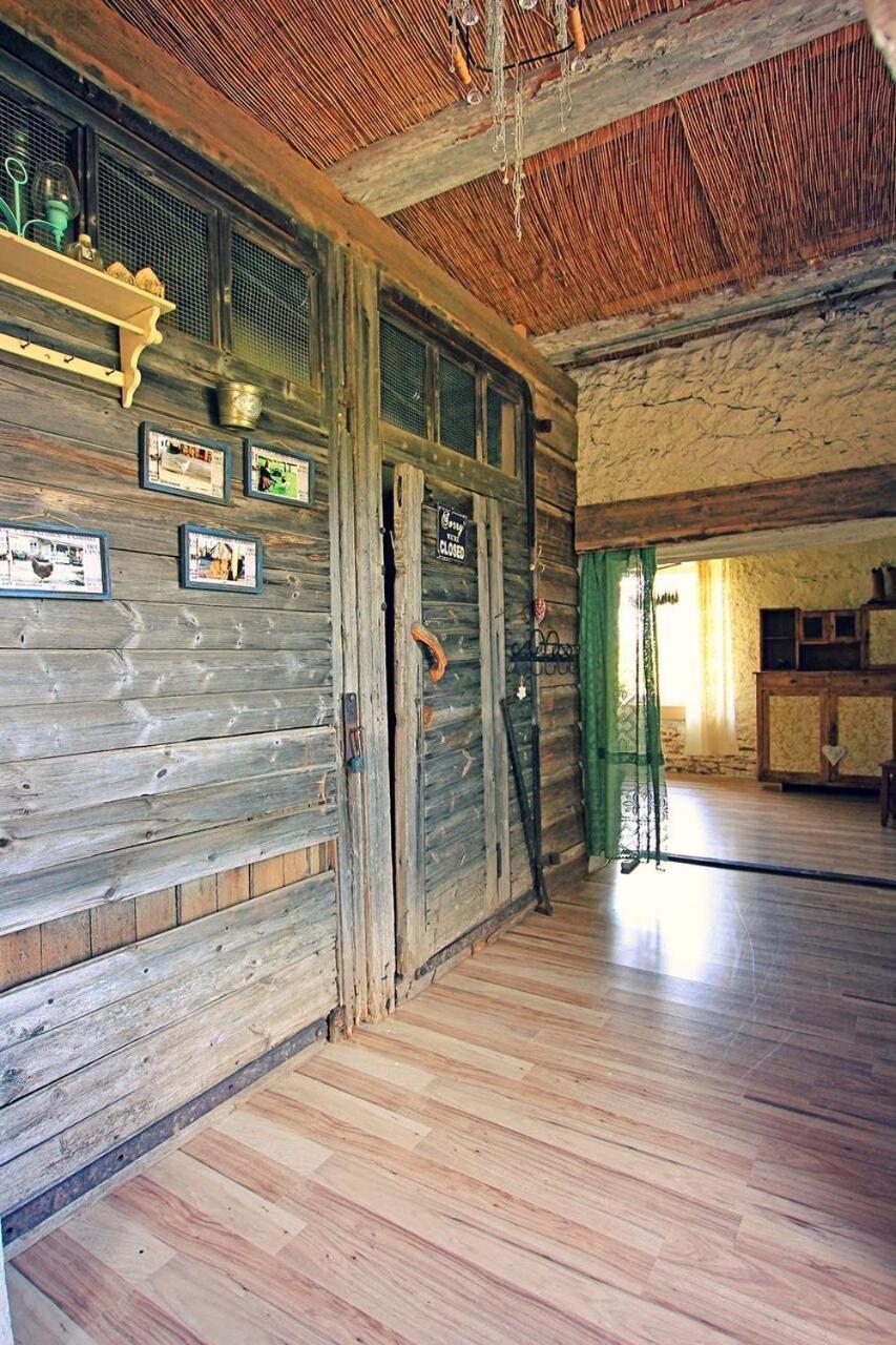 B&B Rando & Kaerdi Juures Oue Luganuse Экстерьер фото