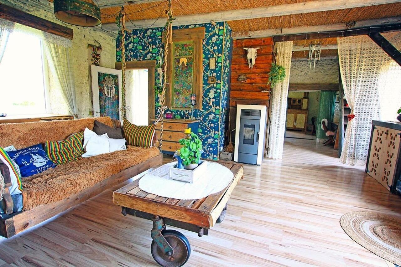 B&B Rando & Kaerdi Juures Oue Luganuse Экстерьер фото